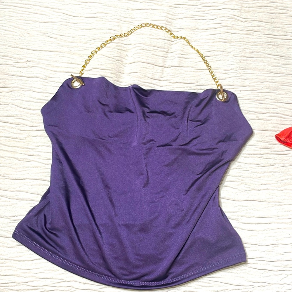 Chain crop top